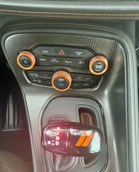 2020 Dodge Challenger 3rd Gen - Image 10 of 10
