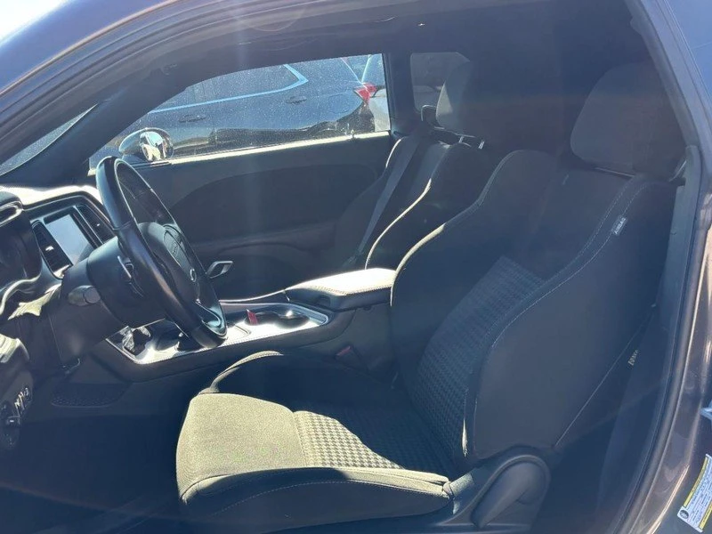2020 Dodge Challenger 3rd Gen - Image 5 of 10