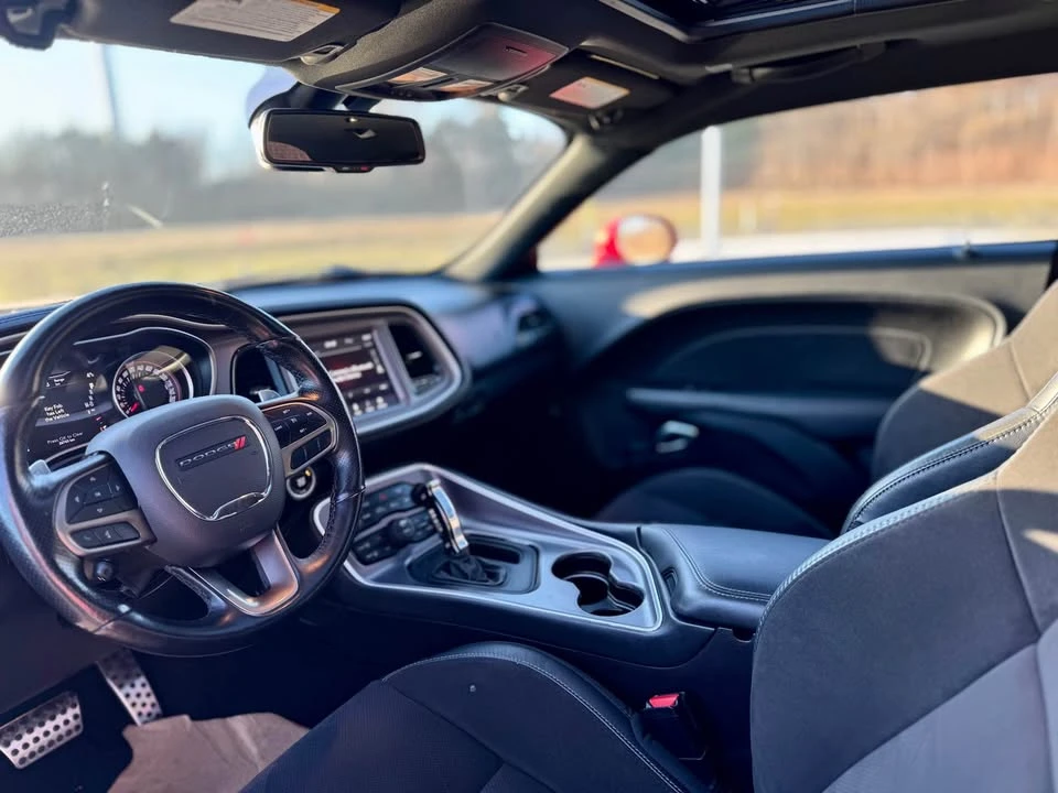 2020 Dodge Challenger 3rd Gen - Image 9 of 14