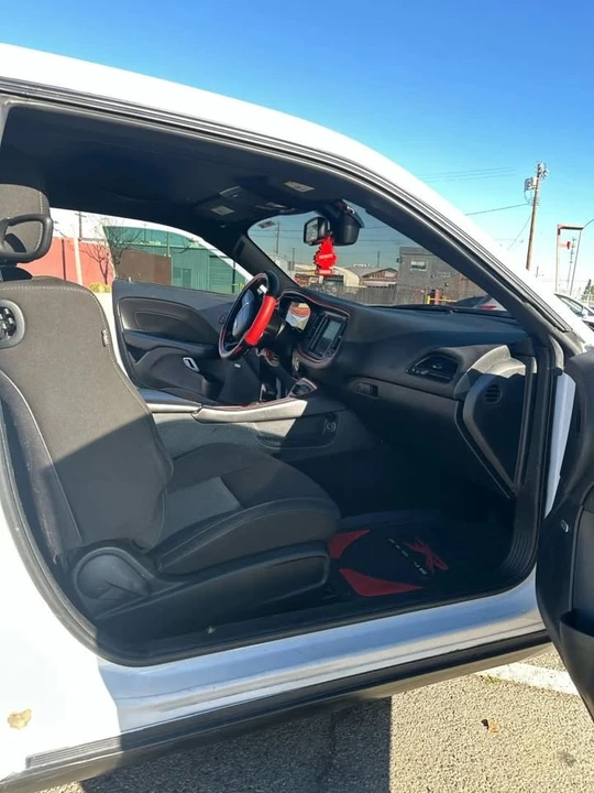 2020 Dodge Challenger 3rd Gen - Image 14 of 17