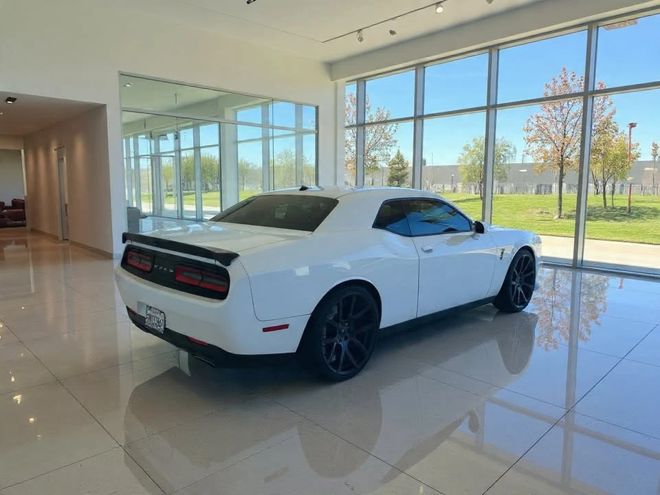2020 Dodge Challenger 3rd Gen - Image 16 of 17