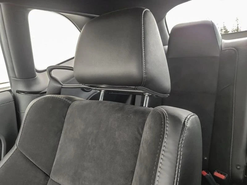 2020 Dodge Challenger 3rd Gen - Image 15 of 20