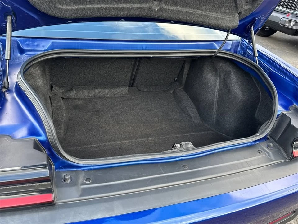 2020 Dodge Challenger 3rd Gen - Image 12 of 19