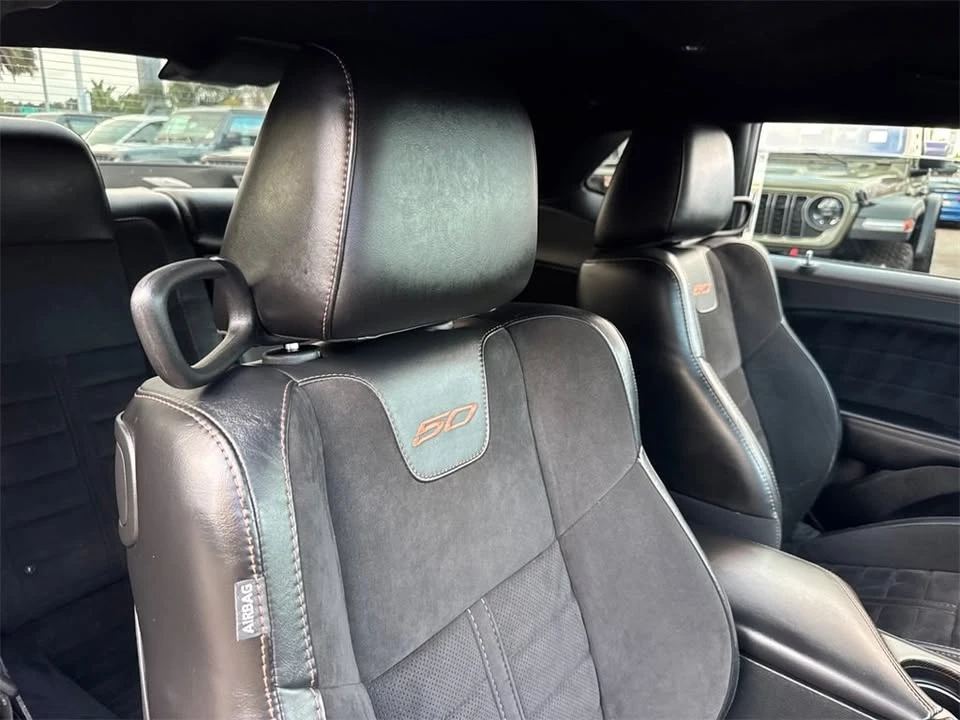 2020 Dodge Challenger 3rd Gen - Image 16 of 19