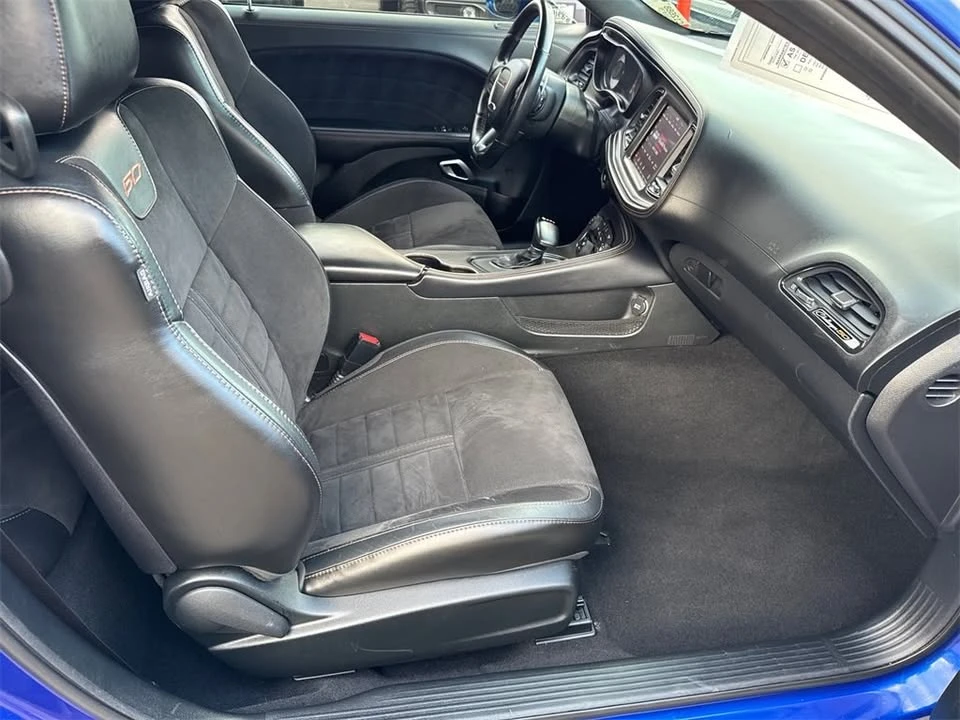 2020 Dodge Challenger 3rd Gen - Image 17 of 19