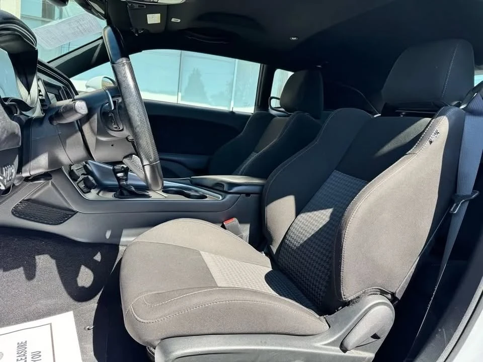 2020 Dodge Challenger 3rd Gen - Image 16 of 20