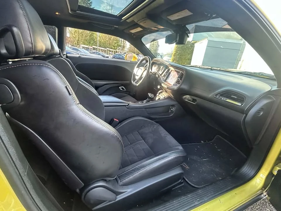 2020 Dodge Challenger 3rd Gen - Image 13 of 17