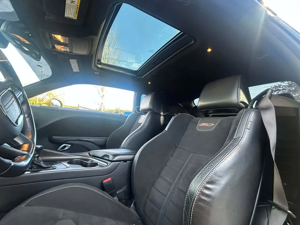 2020 Dodge Challenger 3rd Gen - Image 10 of 17