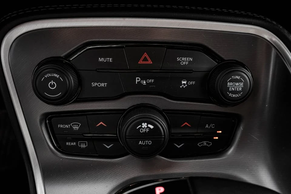 2020 Dodge Challenger 3rd Gen - Image 14 of 16