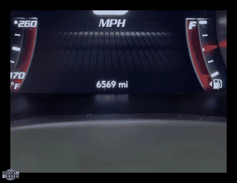 2020 Dodge Challenger SRT Hellcat 3rd Gen - Image 11 of 13