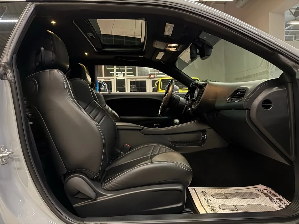 2020 Dodge Challenger SRT Hellcat 3rd Gen - Image 13 of 18