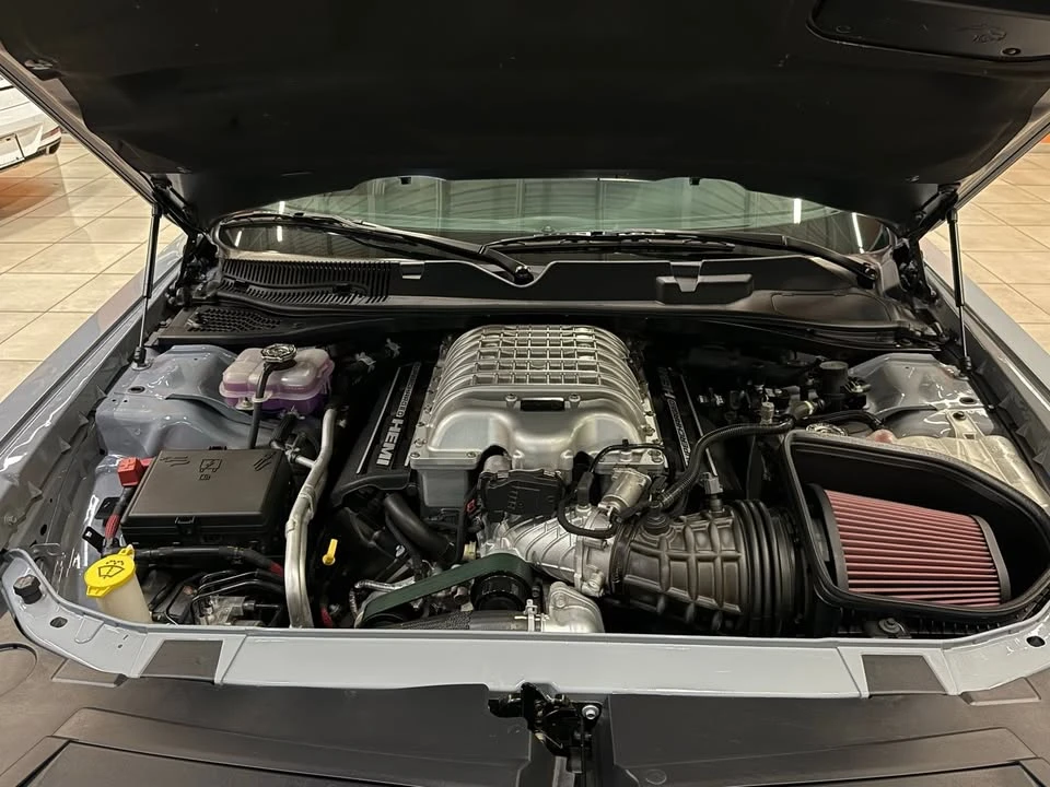 2020 Dodge Challenger SRT Hellcat 3rd Gen - Image 16 of 18