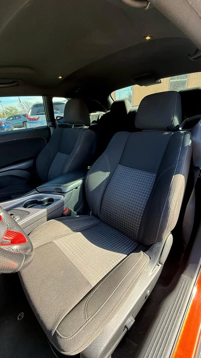 2020 Dodge Challenger 3rd Gen - Image 7 of 13