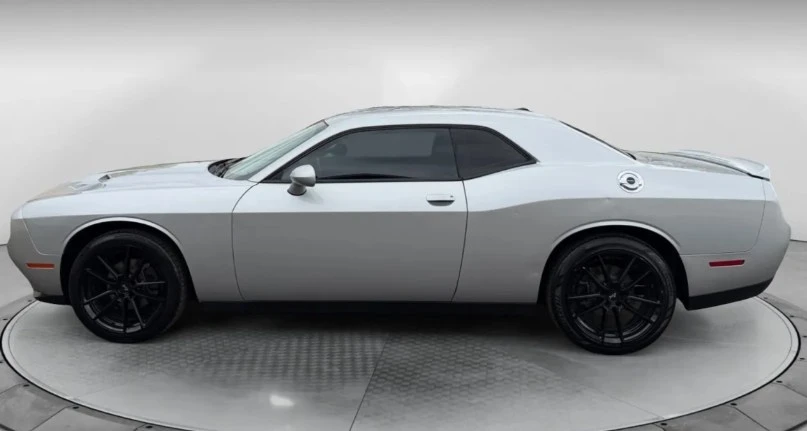 2020 Dodge Challenger 3rd Gen - Image 2 of 12