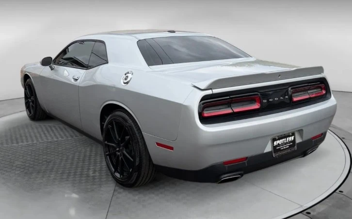 2020 Dodge Challenger 3rd Gen - Image 3 of 12