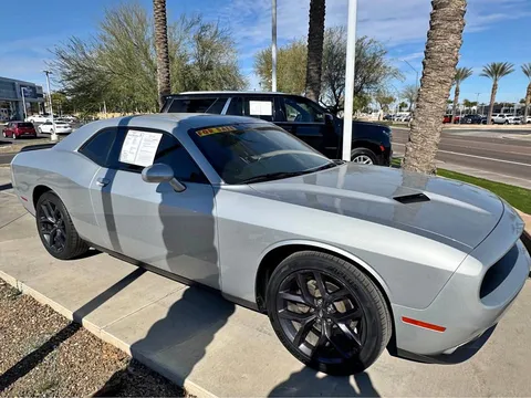 2020 Dodge Challenger SXT