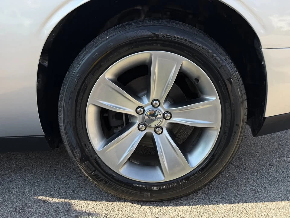 2020 Dodge Challenger 3rd Gen - Image 10 of 11