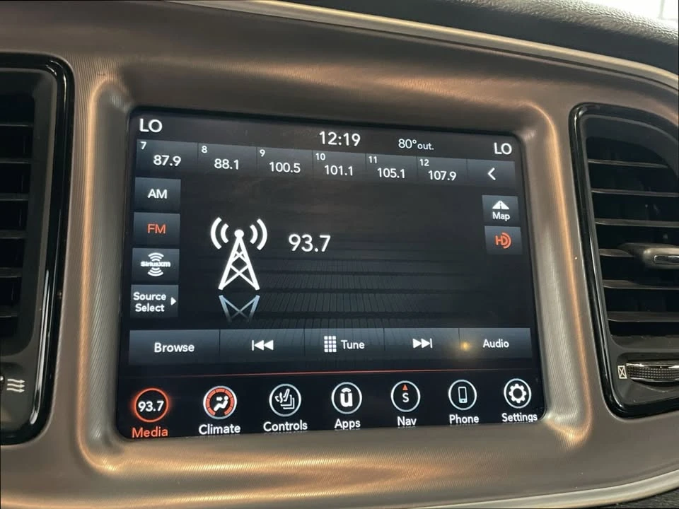 2020 Dodge Challenger 3rd Gen - Image 18 of 19