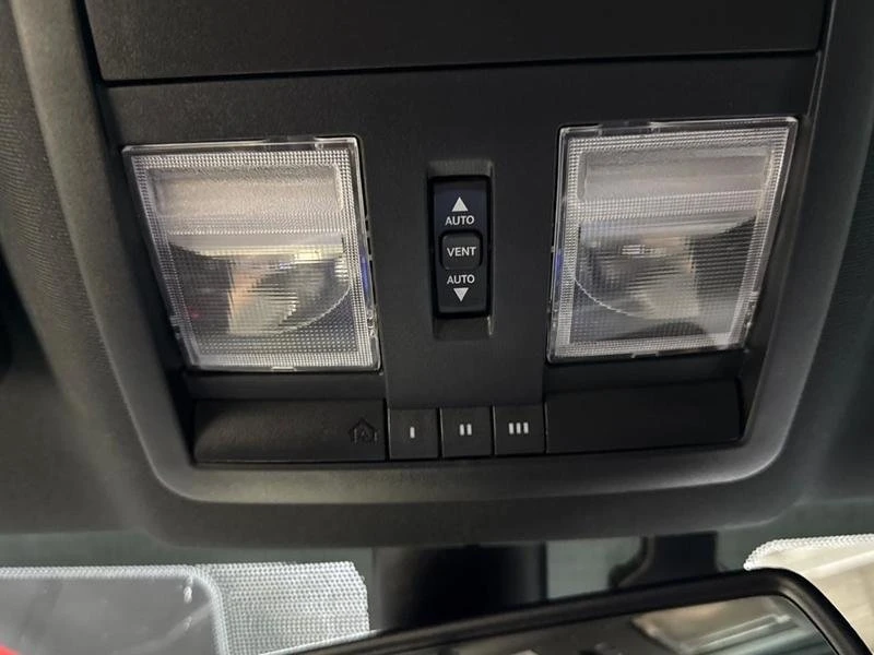 2020 Dodge Challenger 3rd Gen - Image 15 of 20