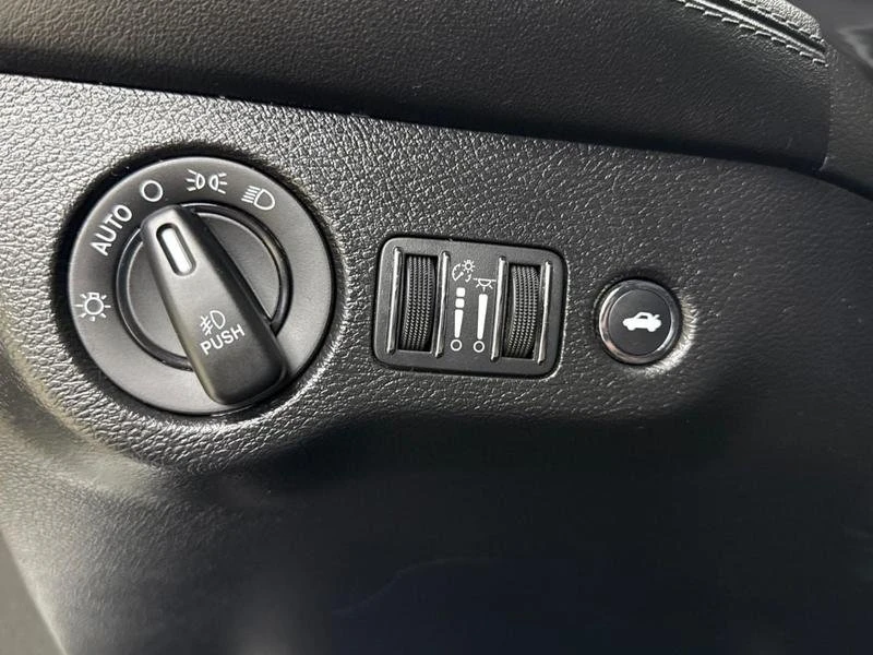 2020 Dodge Challenger 3rd Gen - Image 11 of 20