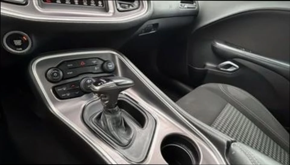 2020 Dodge Challenger 3rd Gen - Image 13 of 19