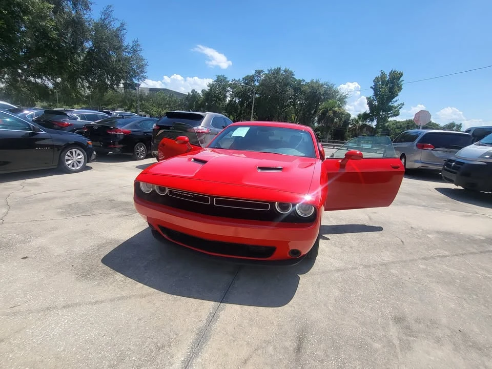 2020 Dodge Challenger 3rd Gen - Image 16 of 20