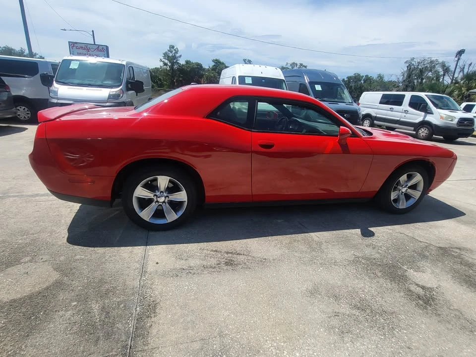 2020 Dodge Challenger 3rd Gen - Image 9 of 19