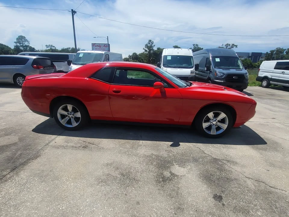 2020 Dodge Challenger 3rd Gen - Image 11 of 20