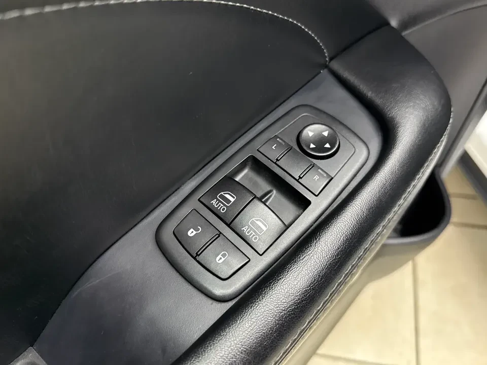 2020 Dodge Challenger 3rd Gen - Image 7 of 19
