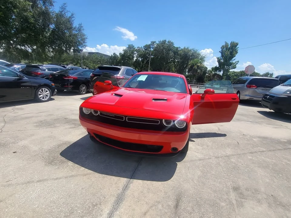 2020 Dodge Challenger 3rd Gen - Image 15 of 20