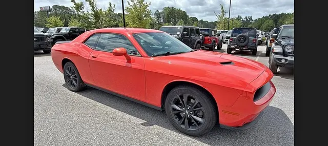2020 Dodge Challenger SXT AWD
