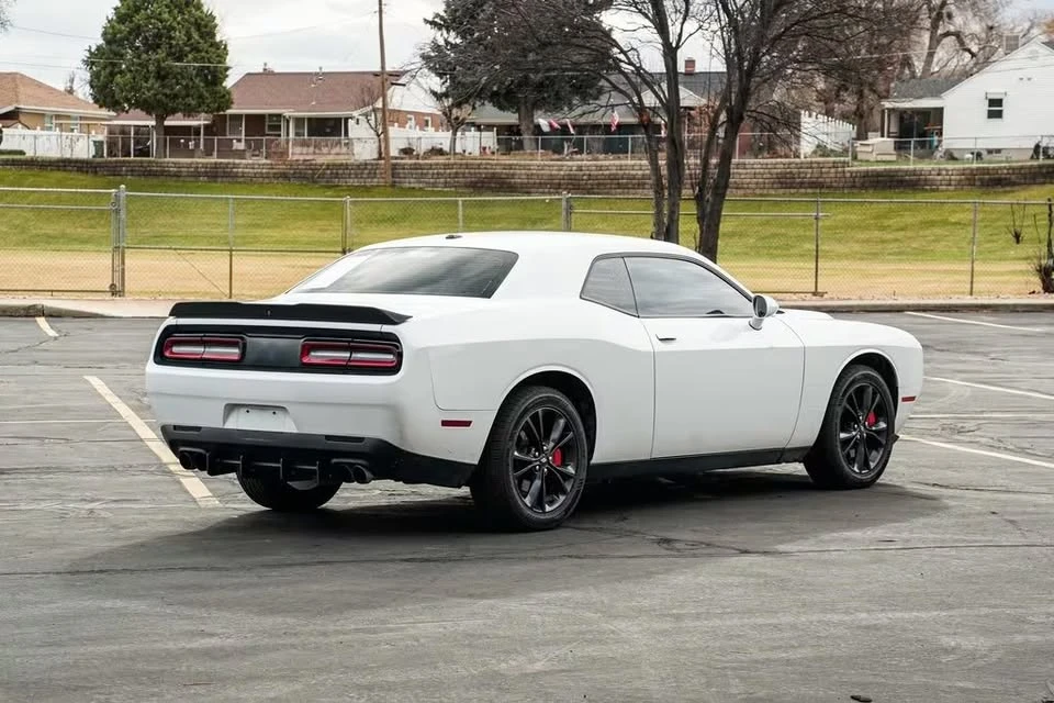 2020 Dodge Challenger 3rd Gen - Image 4 of 13