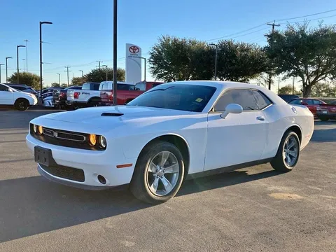 2020 Dodge Challenger SXT RWD