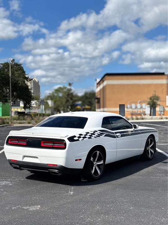 2020 Dodge Challenger 3rd Gen - Image 2 of 8