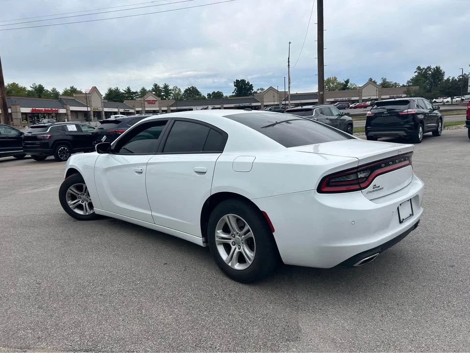2020 Dodge Charger 8th Gen - Image 5 of 9