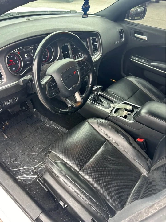 2020 Dodge Charger 8th Gen - Image 7 of 9