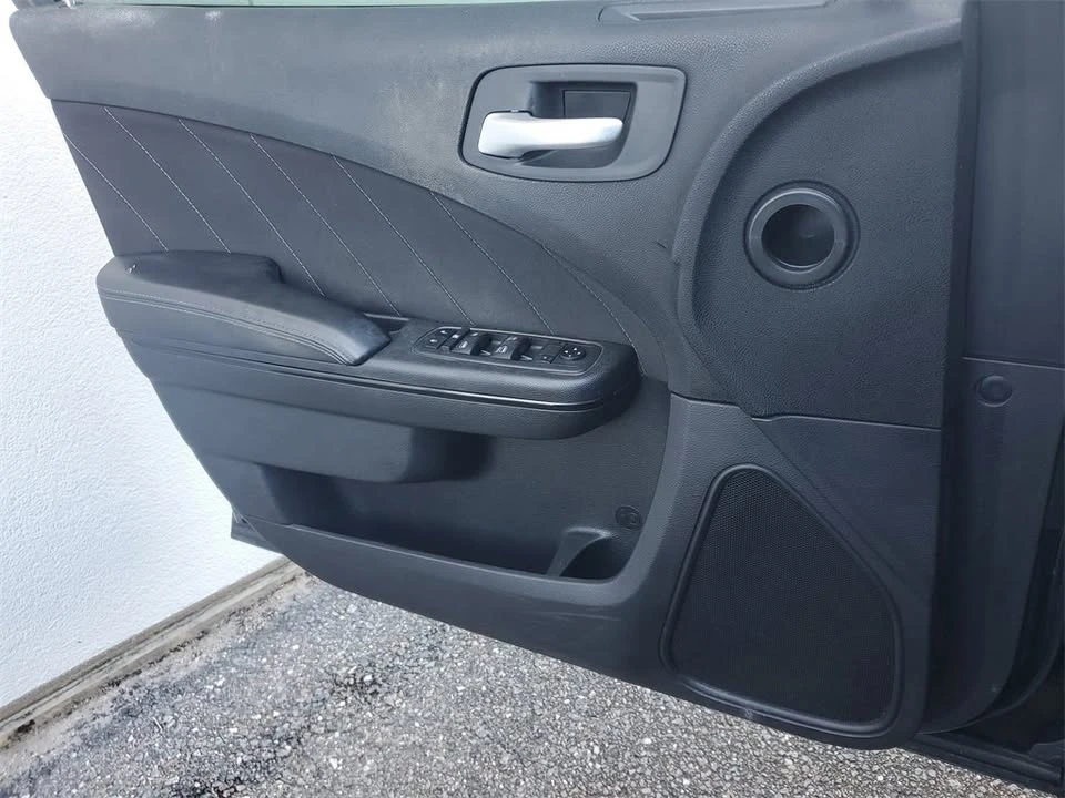 2020 Dodge Charger 7th Gen - Image 18 of 20