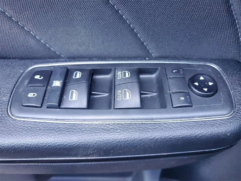 2020 Dodge Charger 7th Gen - Image 19 of 20