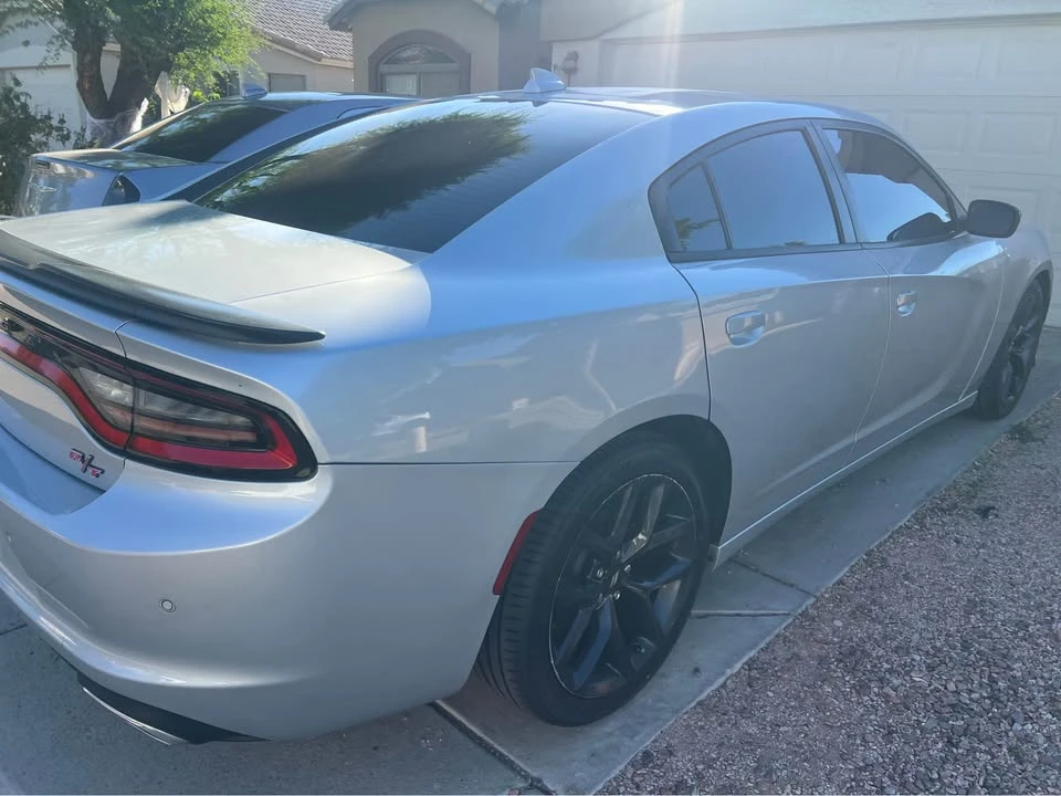 2020 Dodge Charger 8th Gen - Image 6 of 11