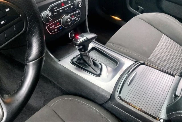 2020 Dodge Charger 8th Gen - Image 13 of 20