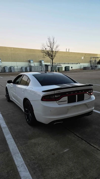 2020 Dodge Charger 8th Gen - Image 7 of 12