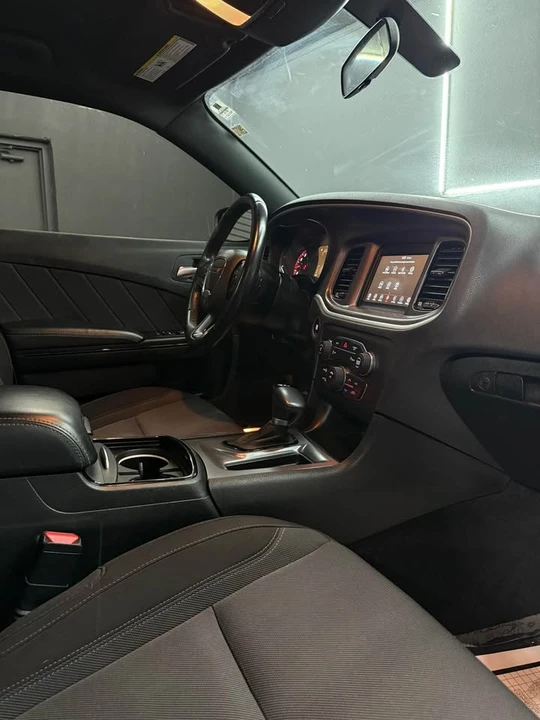 2020 Dodge Charger 8th Gen - Image 7 of 8