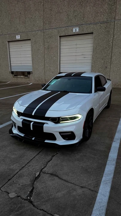 2020 Dodge Charger 8th Gen - Image 2 of 12