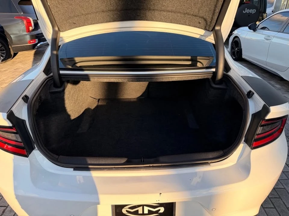 2020 Dodge Charger 7th Gen - Image 8 of 20