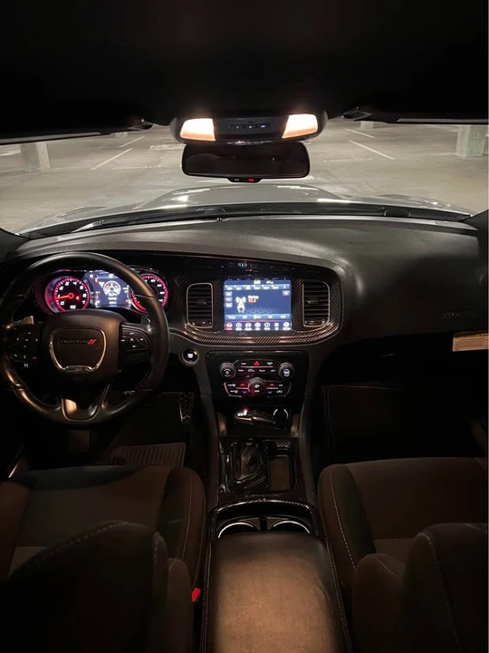 2020 Dodge Charger 7th Gen - Image 16 of 19
