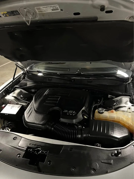 2020 Dodge Charger 7th Gen - Image 9 of 14