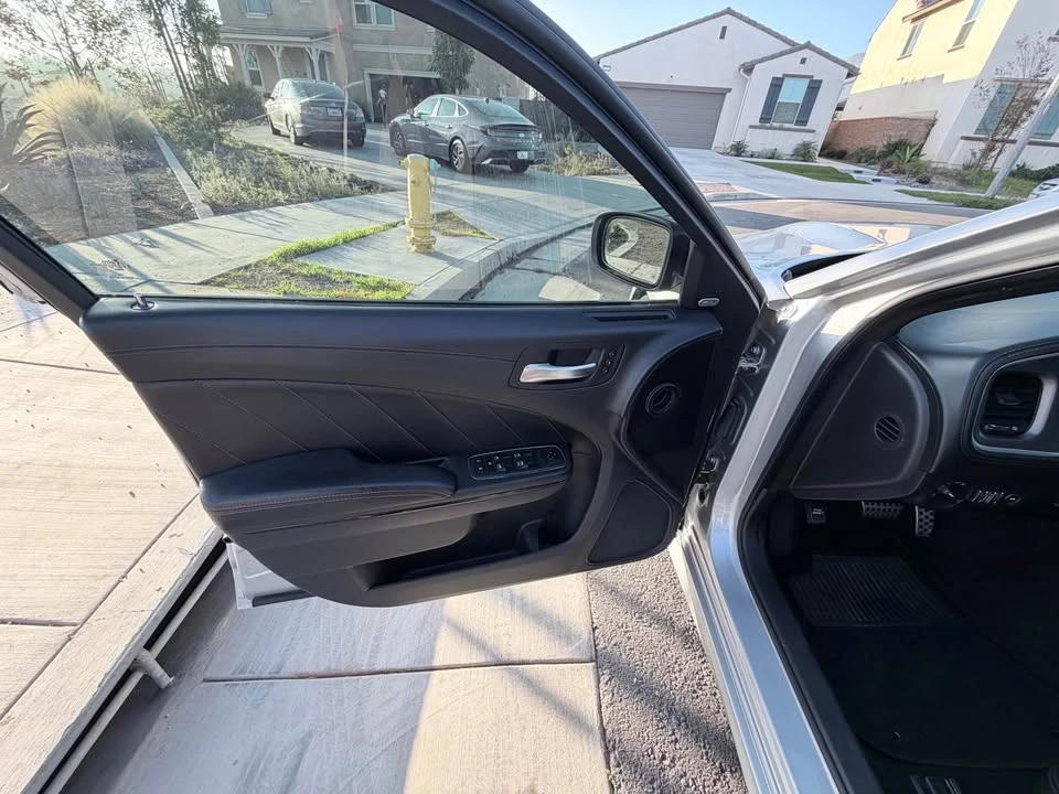 2020 Dodge Charger 7th Gen - Image 6 of 15