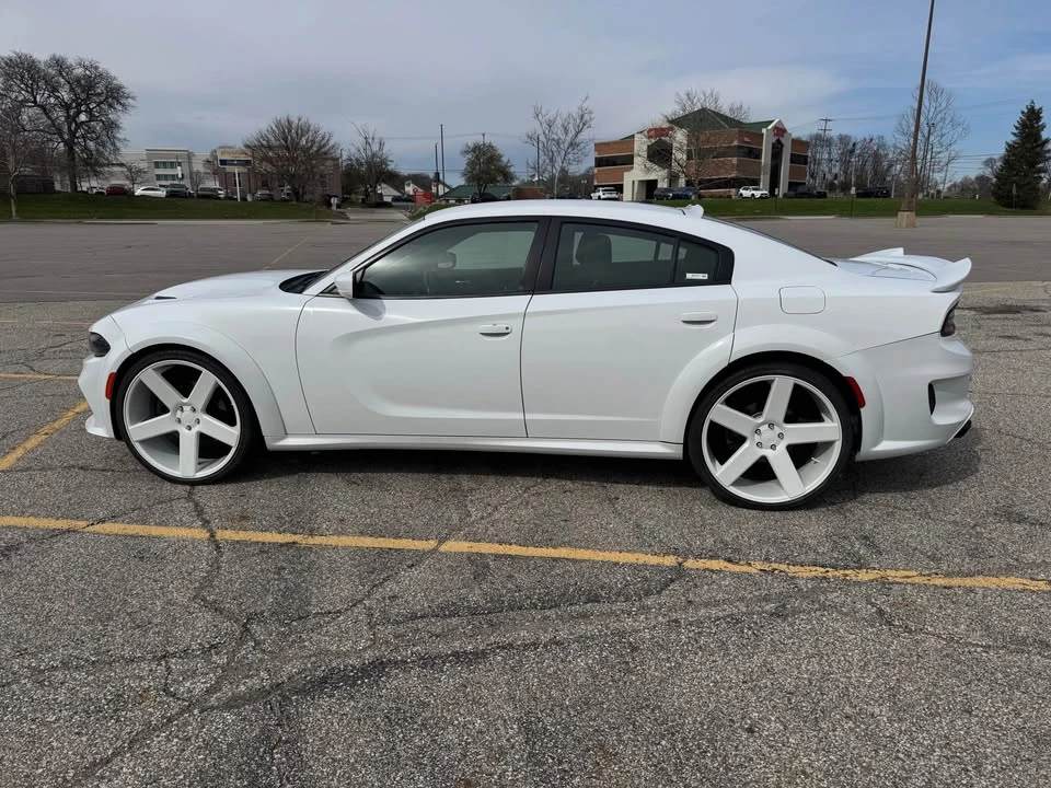 2020 Dodge Charger SRT Hellcat 7th Gen - Image 6 of 13