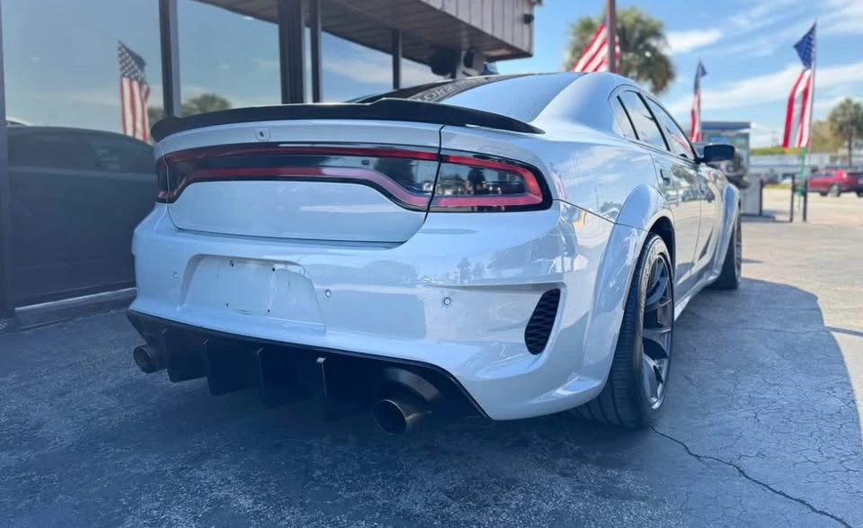 2020 Dodge Charger SRT Hellcat 7th Gen - Image 4 of 15