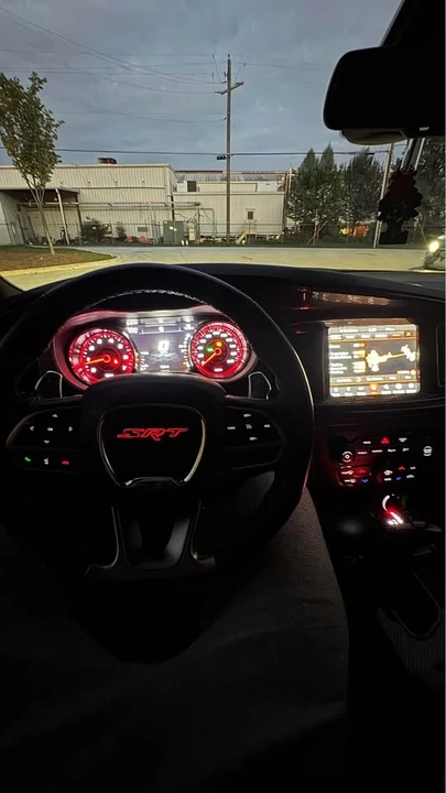 2020 Dodge Charger SRT Hellcat 7th Gen - Image 17 of 18